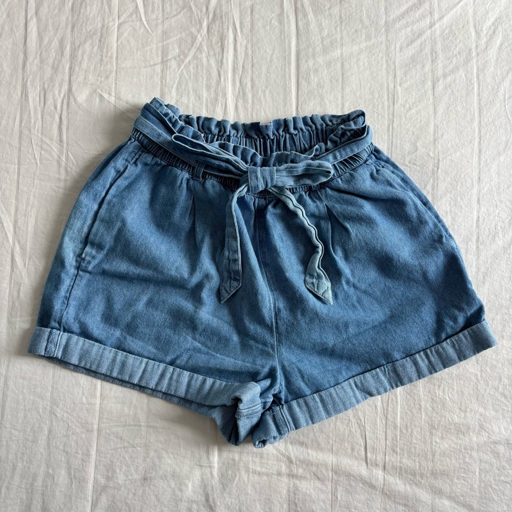 American Eagle Paperbag Tie Front Soft Shorts